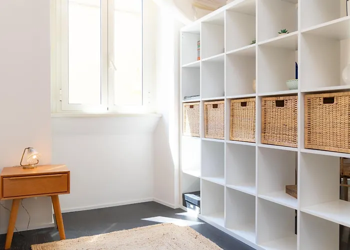Campani By In Apartment *